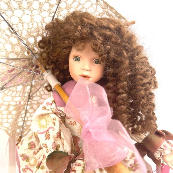 Paradise Galleries Musical Porcelain Doll 15” 1994 TC J779 with Lace Parasol - Picture 2 of 15